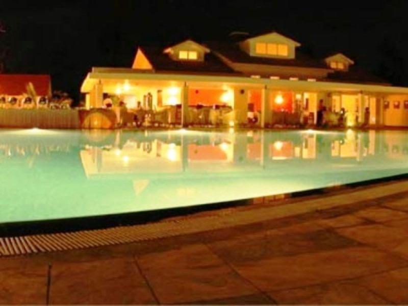 Amanvana Spa Resort, Coorg Kushalanagar Bagian luar foto